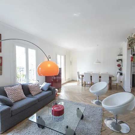 Apartmán Veeve - Chic Duplex In Quartier Pigalle Paříž
